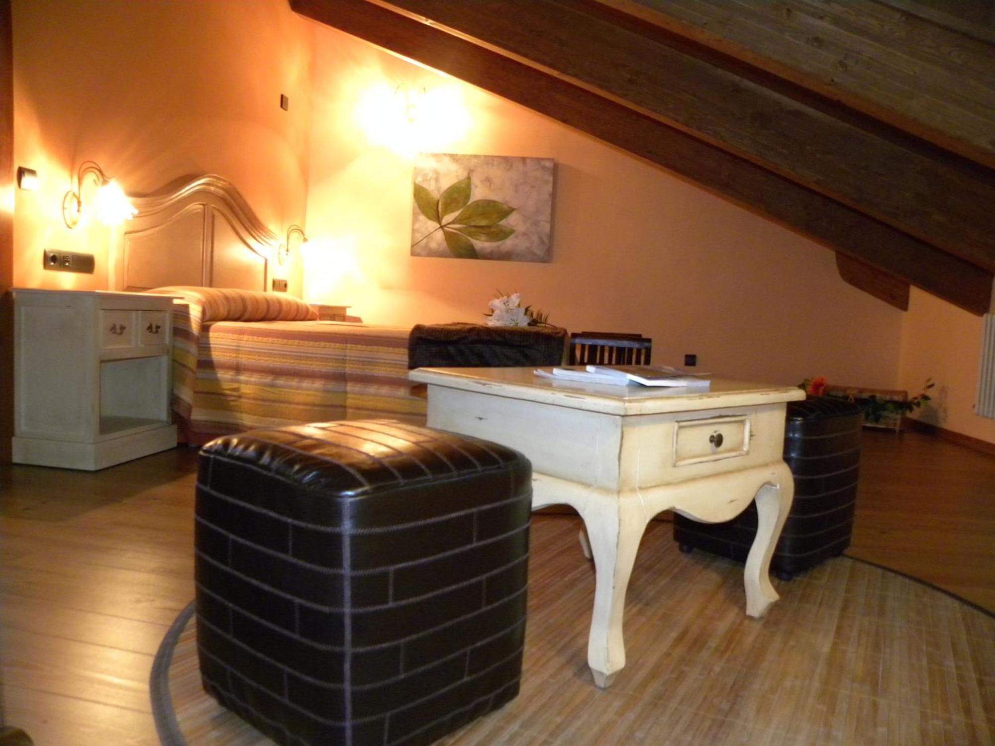 Hotel Valle Del Silencio Сан-Эстебан-де-Вальдуэса Экстерьер фото