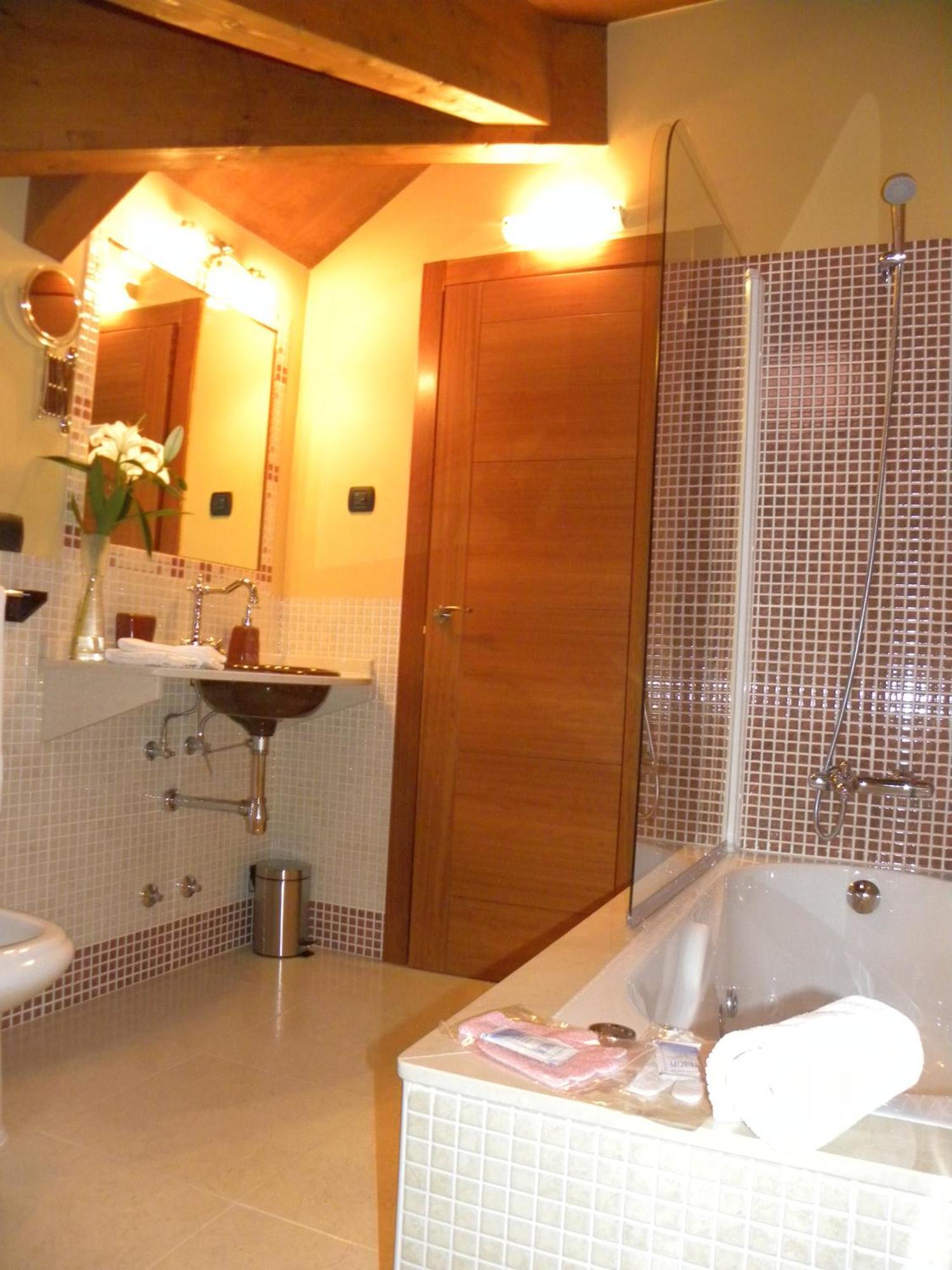 Hotel Valle Del Silencio Сан-Эстебан-де-Вальдуэса Экстерьер фото